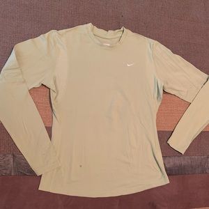 Nike Dri-fit pullover